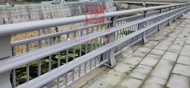 贈送安裝-贈送運(yùn)輸-鋁合金景觀護(hù)欄2