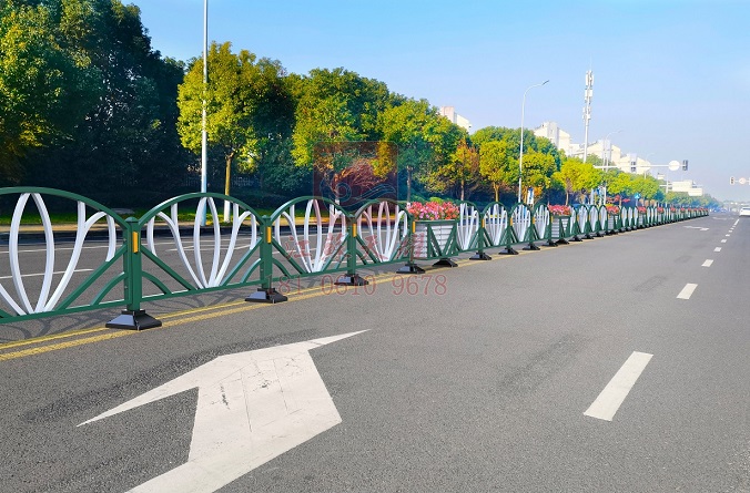 贈送安裝-贈送運輸-道路護欄2