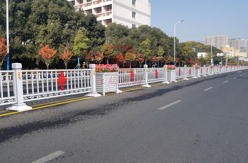 贈送安裝-贈送運輸-道路護欄12