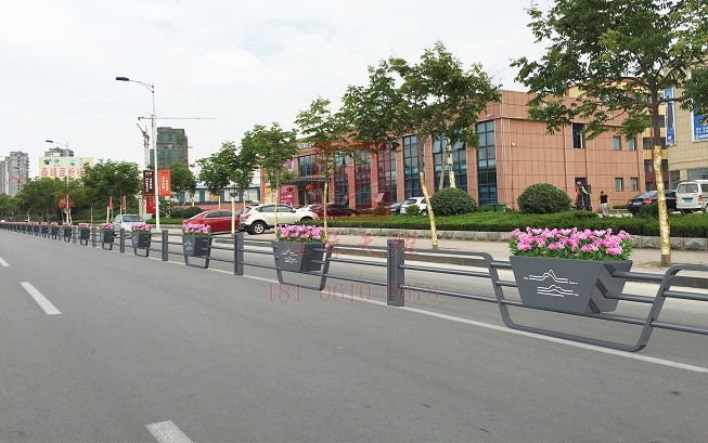 贈送安裝-贈送運輸-道路護欄13