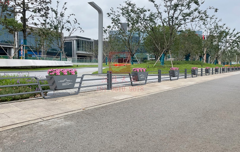 贈送安裝-贈送運輸-道路護欄15